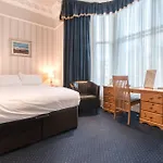 Hotel Ceilidh-Donia