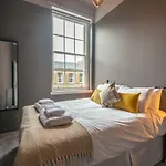 The Clarence Street Residence