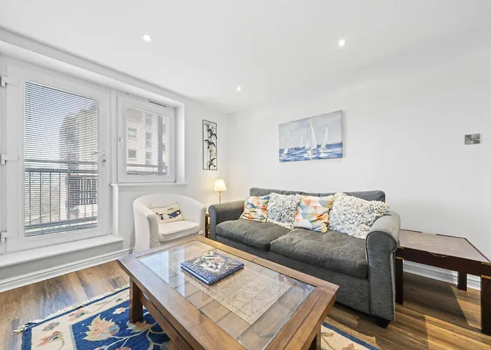 Slateford 2 Bedroom Apartment - Edinburgh