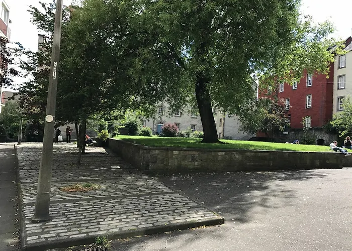 Chessels Court Apartment