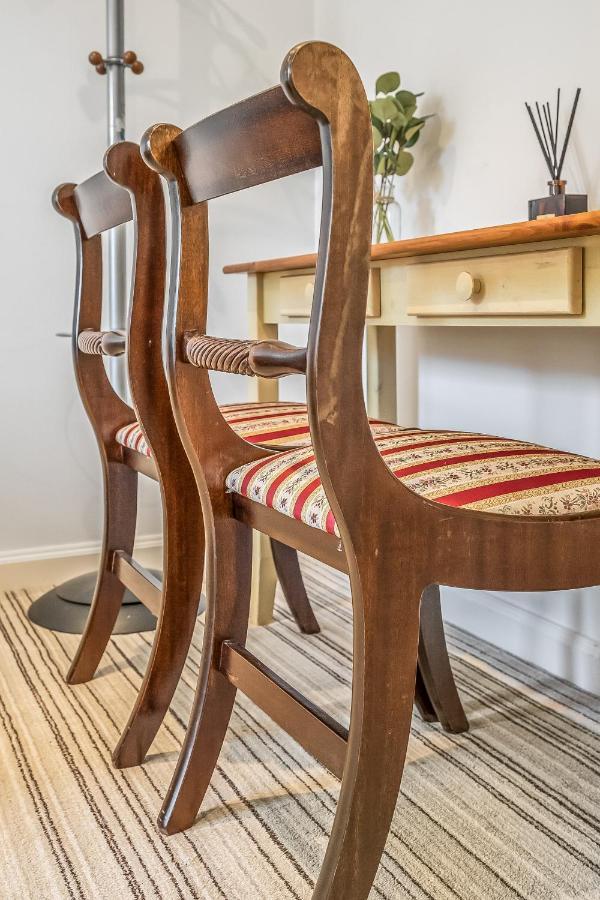 Apartment Spacious 3 Bedroom Modern House - Heart Of - Private Main Door Entrance & Private Garden With Stunning Views Of Arthur Seat Edinburgh