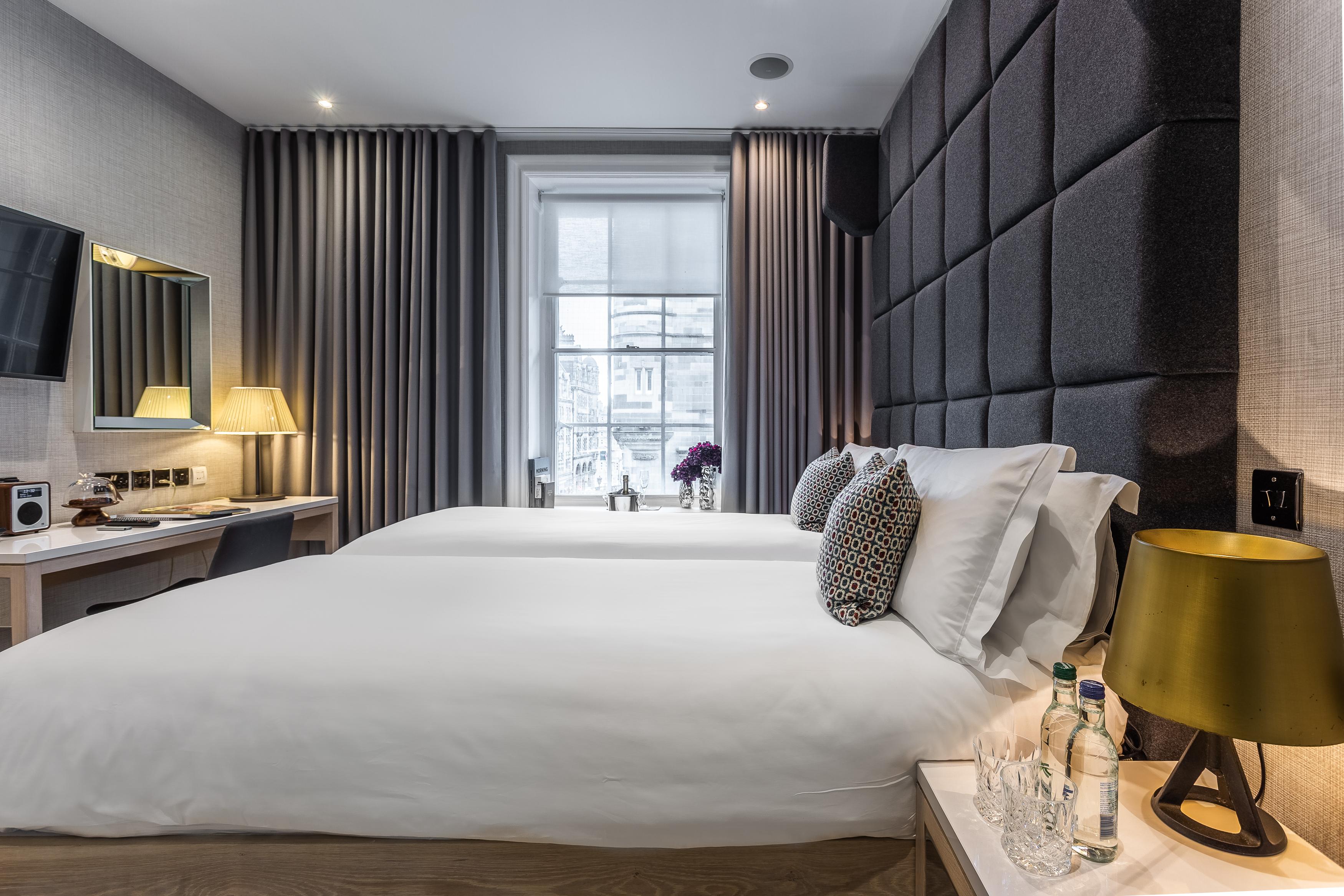The On The Mile 4* Edinburgh