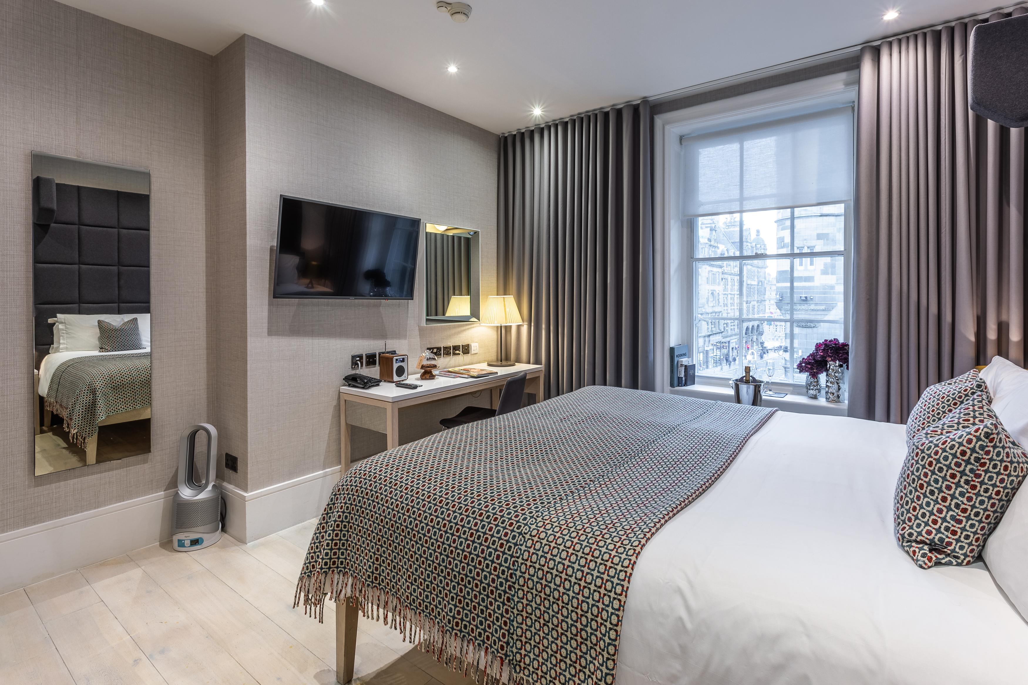 The On The Mile 4* Edinburgh