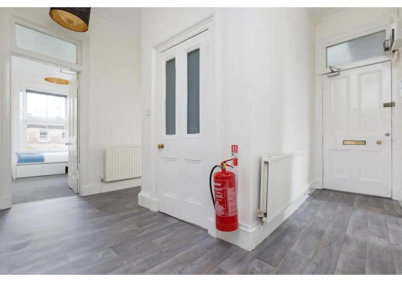 Apartment Joivy Elegant 4-Bedroom Flat Near Edinburgh Castle *