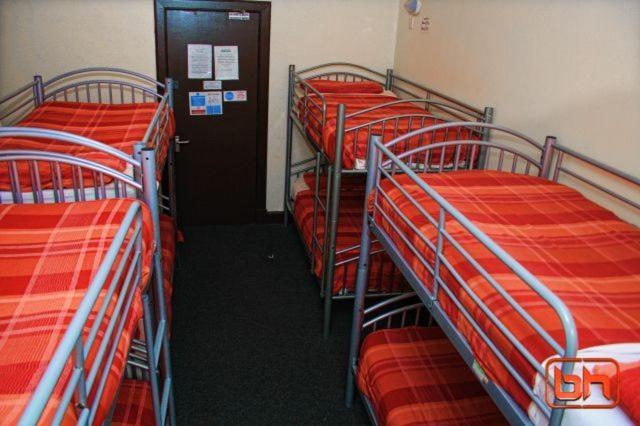 Brodies Hostels *
