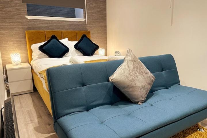 Montgomery Lovely 3 Bedroom With Private Garden In Centre * Edinburgh