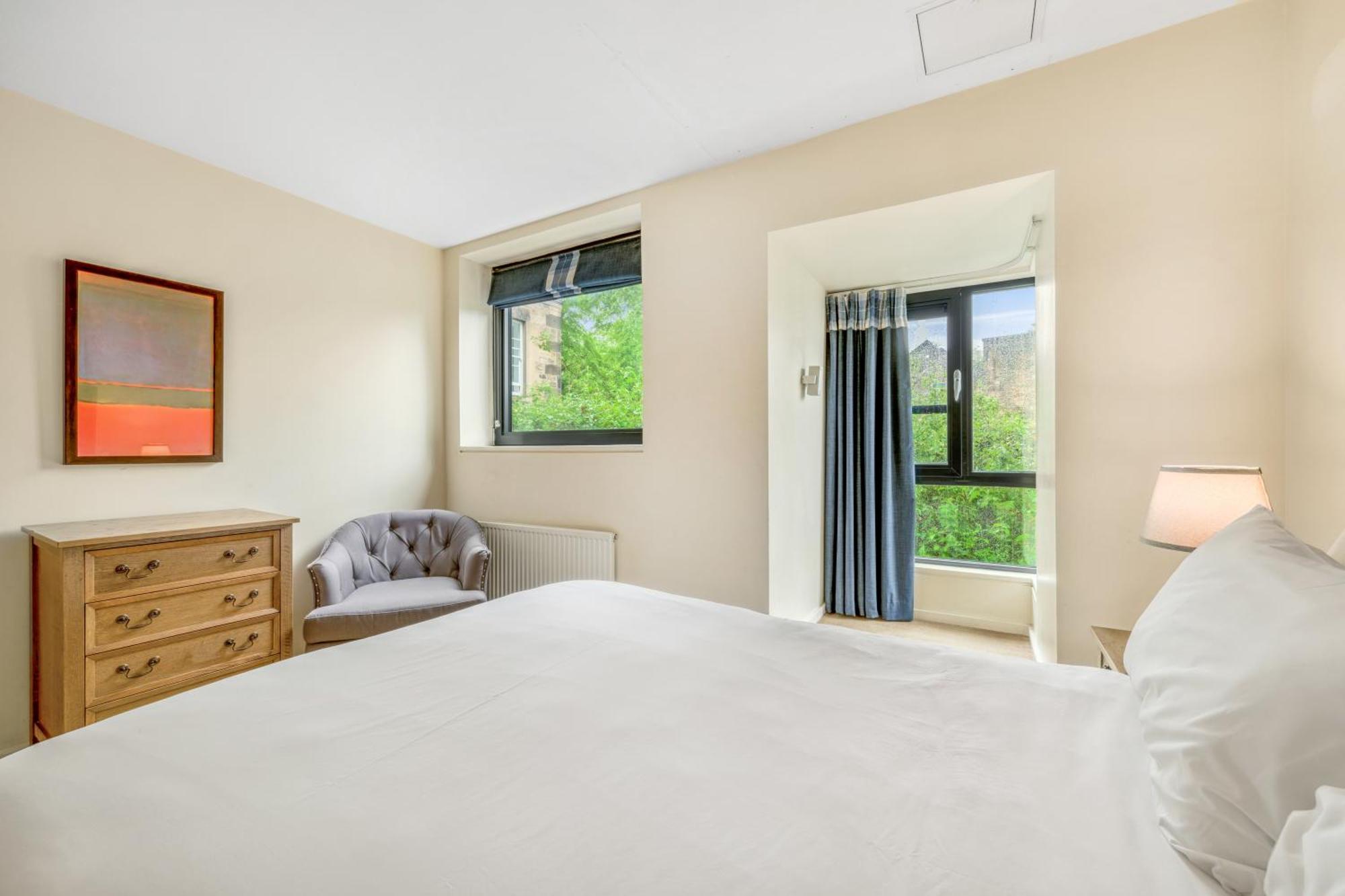 Princes Street Aparthotel EDI