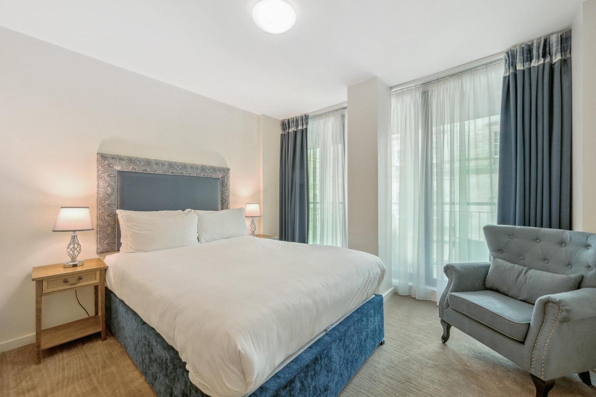 Princes Street 4* EDI