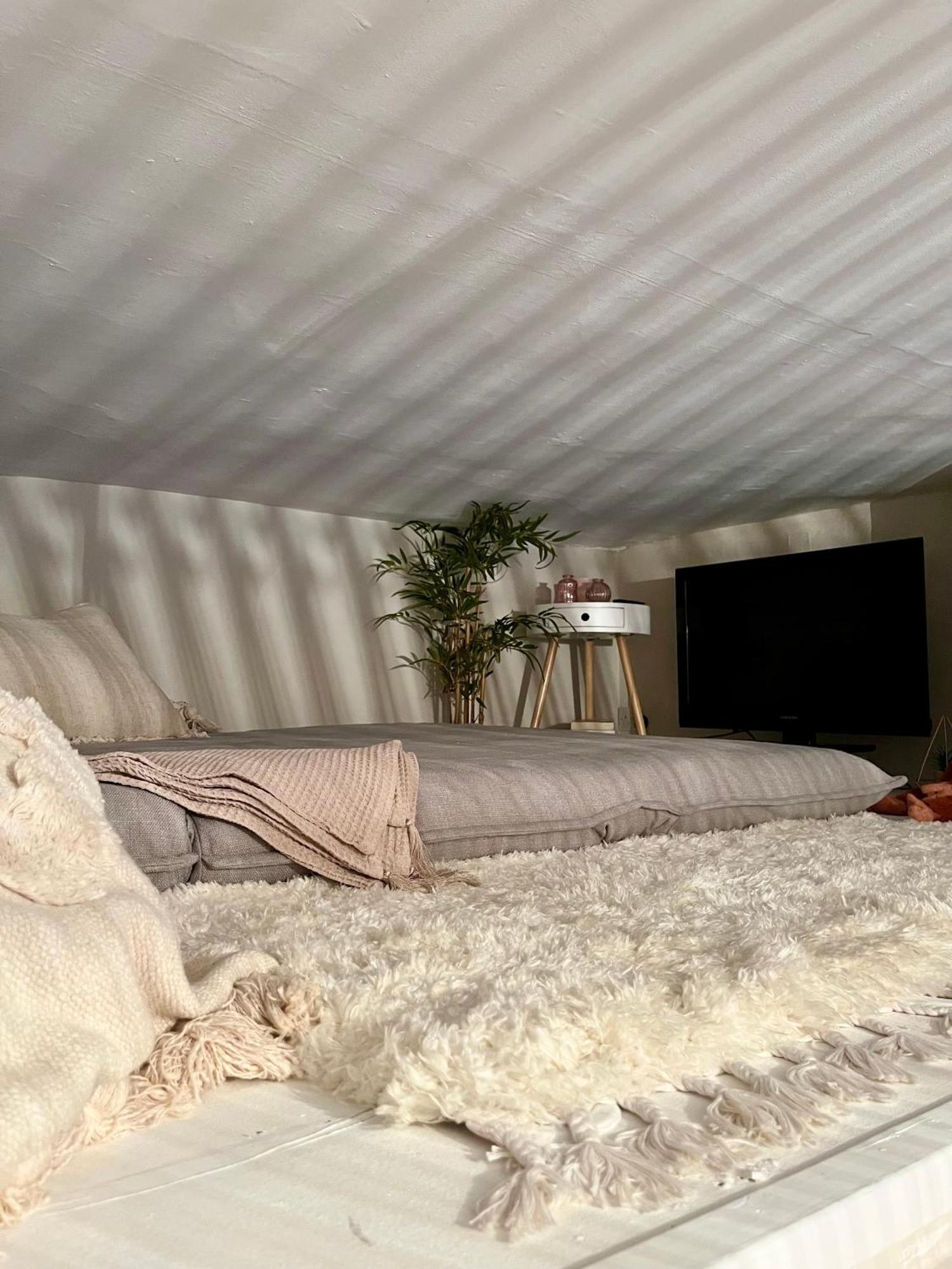 Modern Flat In *