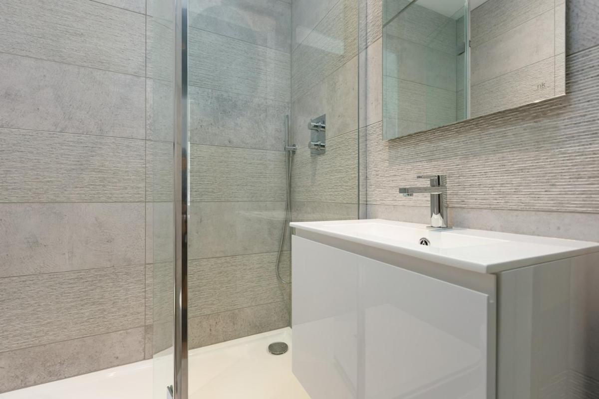 Spacious 3 Bed In Marchmont Apartment Edinburgh