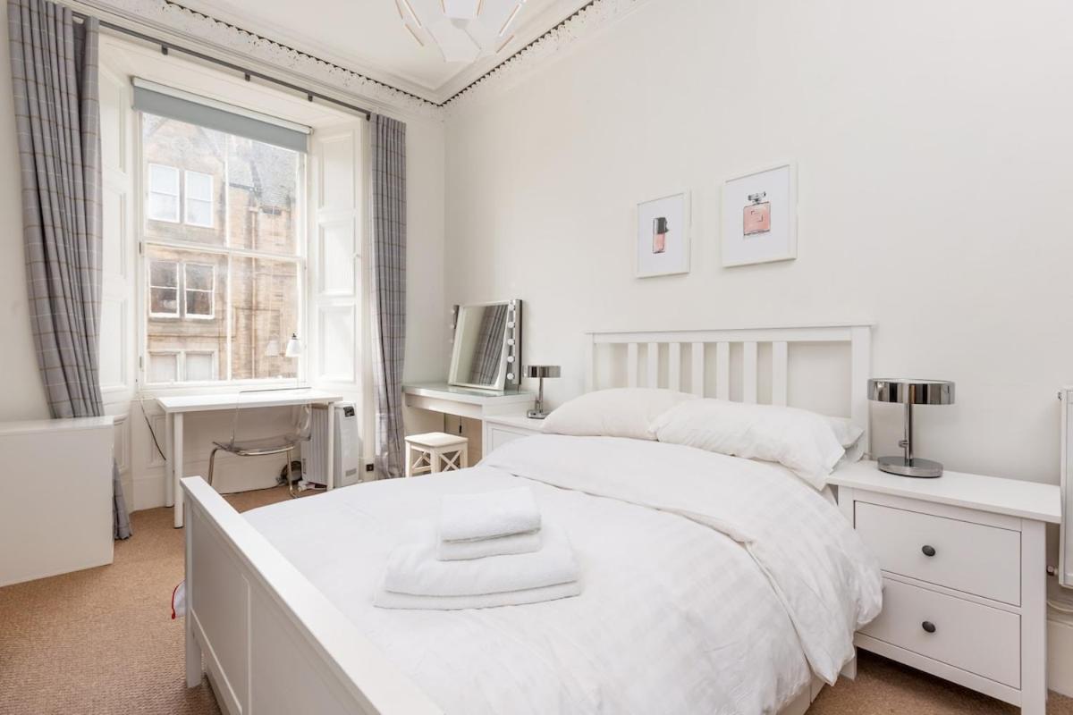 Spacious 3 Bed In Marchmont Apartment Edinburgh
