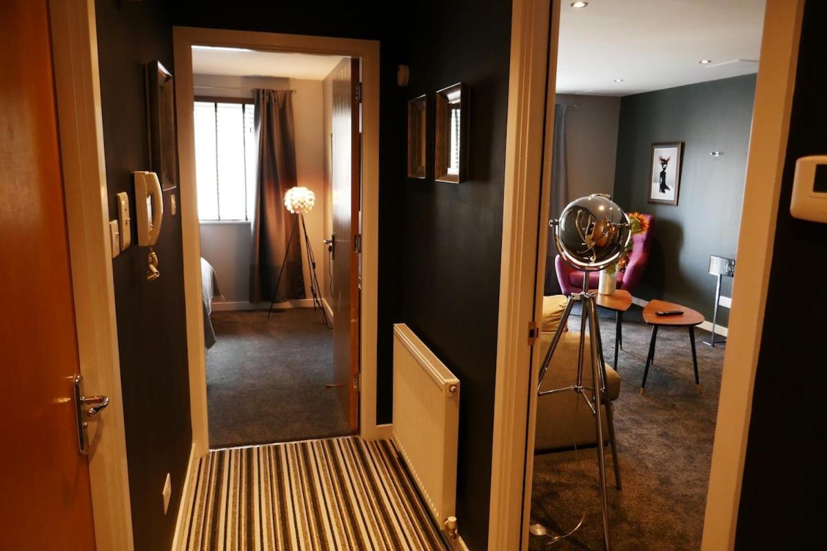 Apartment Modern Chic Apartment, Lift Access & Free Parking