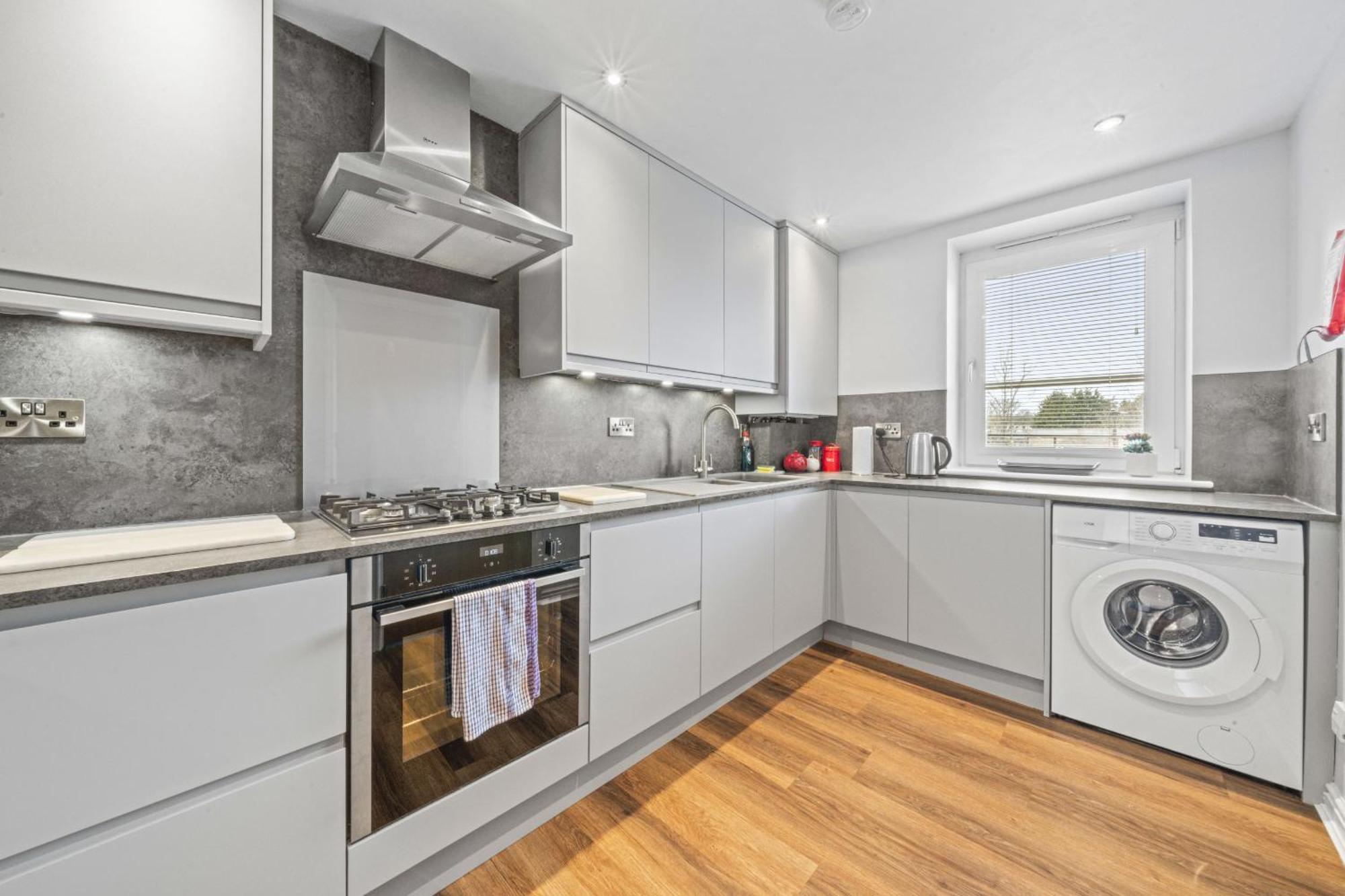 Slateford 2 Bedroom - *