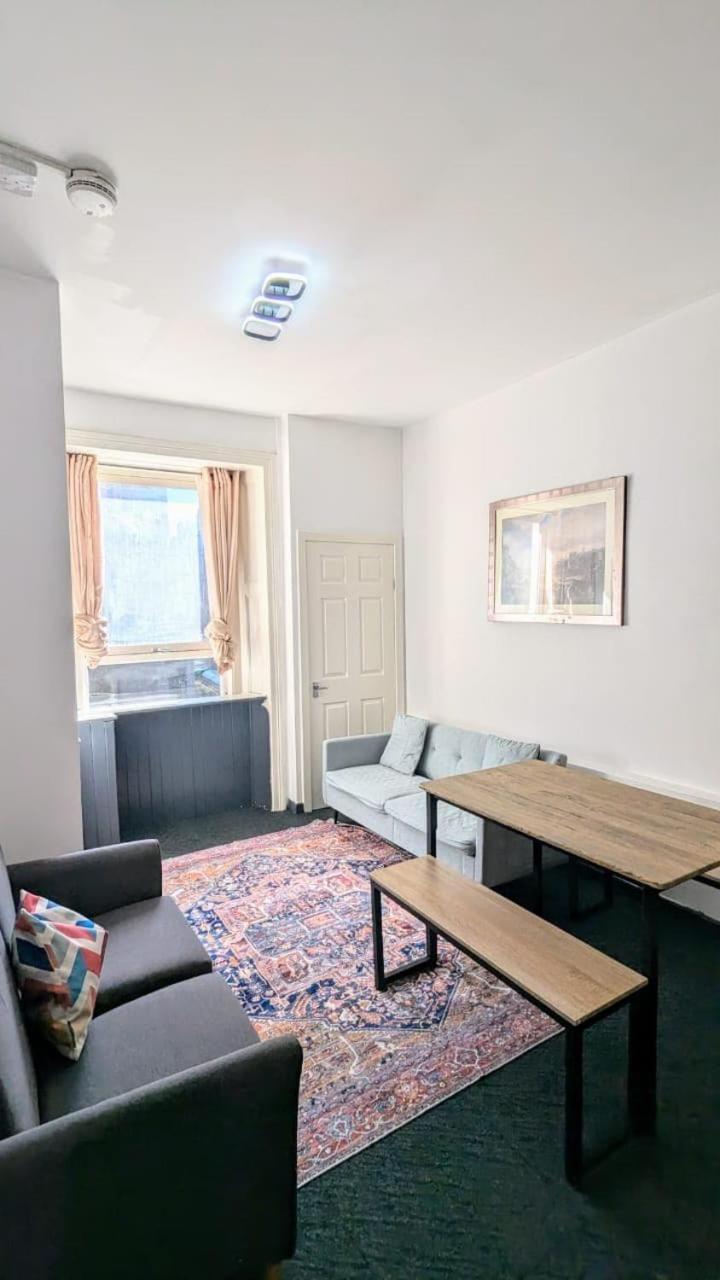 2 Bedroom Flat In