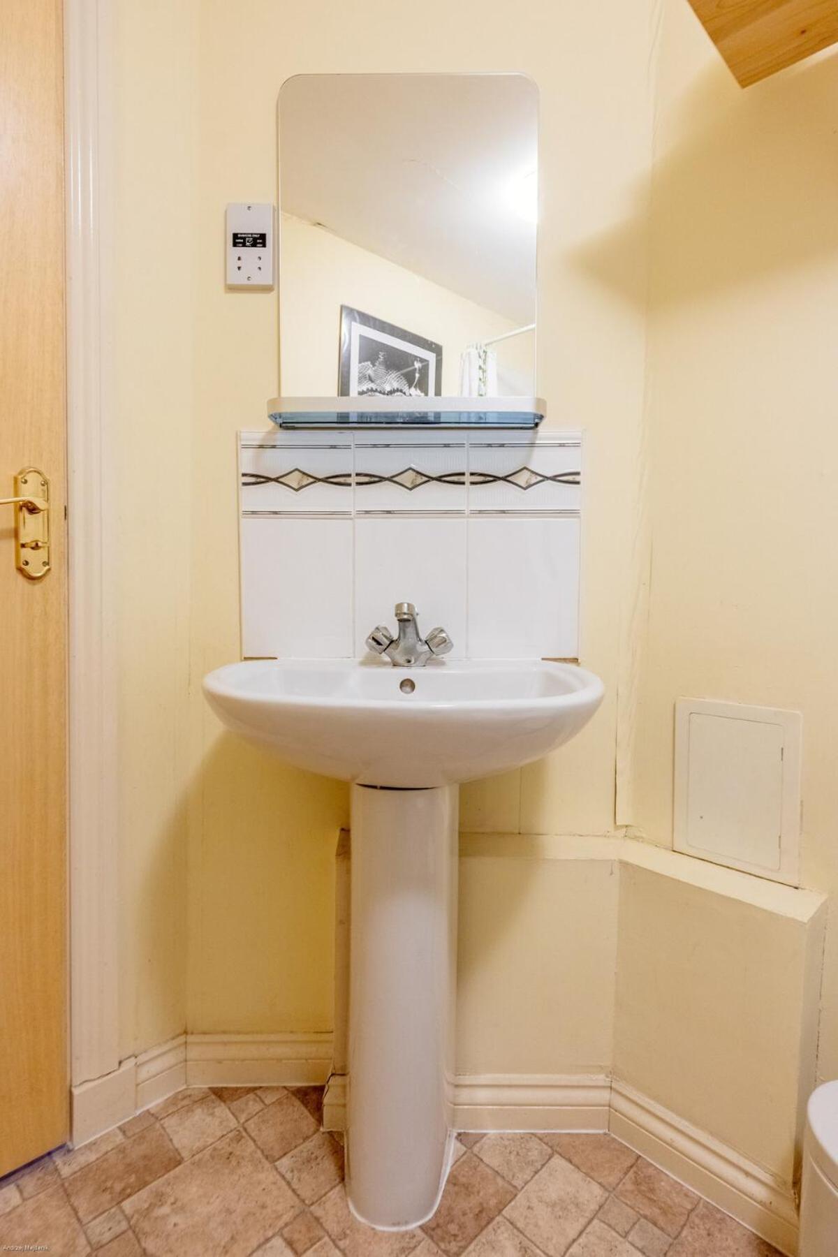 Homely 2-bed Free Park Apartment