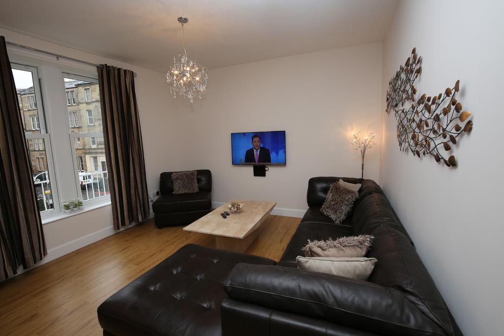 Pearl - Dalry House * Edinburgh