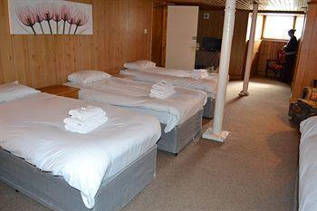 Abbots House Hotel - B&B 2*