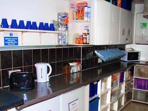 Brodies Hostels *