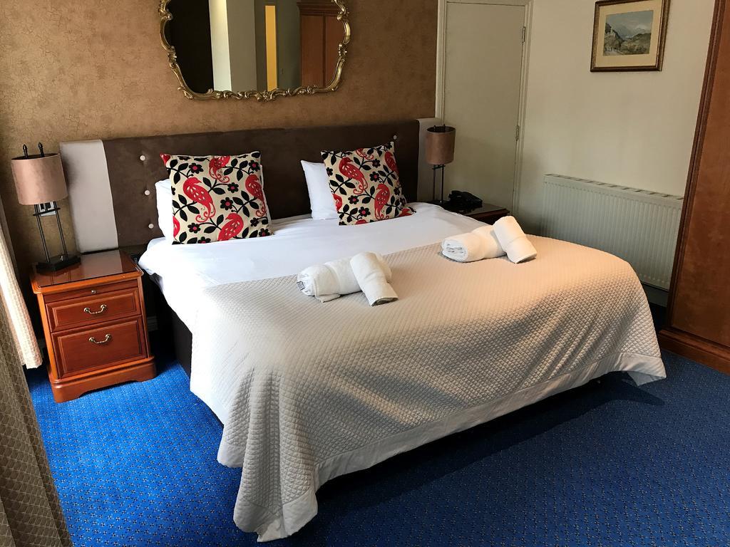 Royal Ettrick Hotel 3*