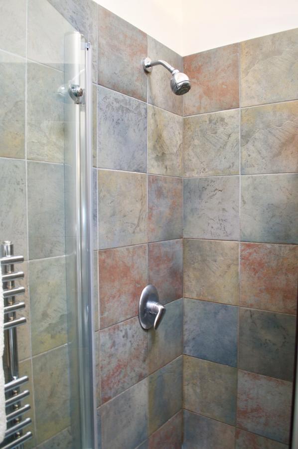 Fabulous 3 Bedroom Flat With Castle Views Apartment