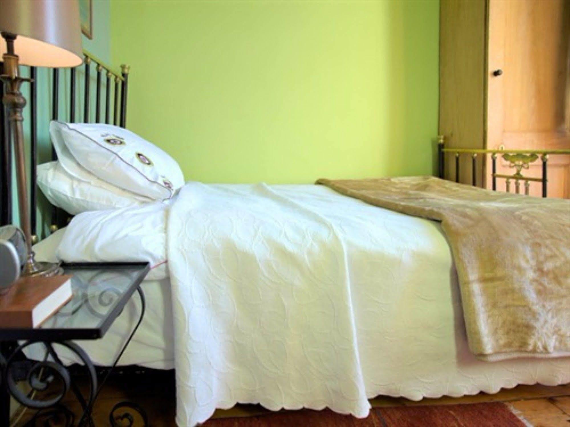 Guest house Cluaran House 4*
