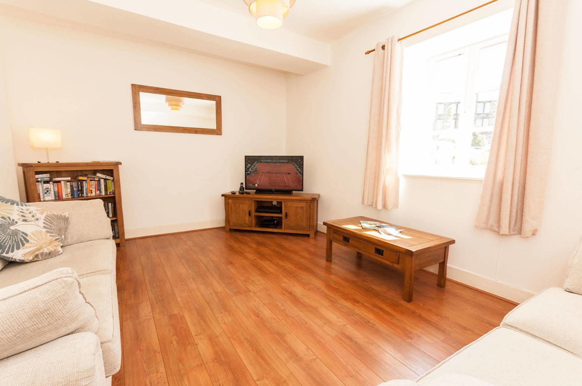 Crabbies Warehouse Apartment Edinburgh