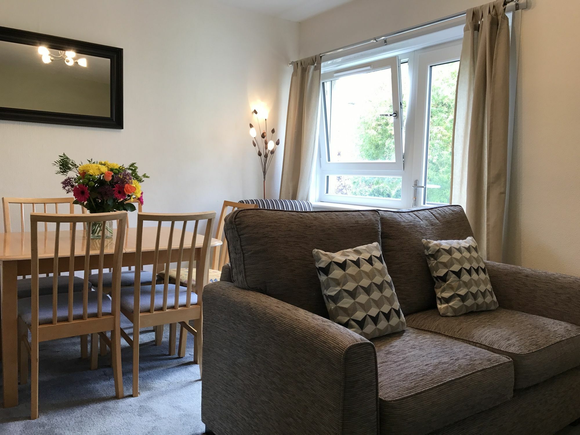Chessels Court Apartment *