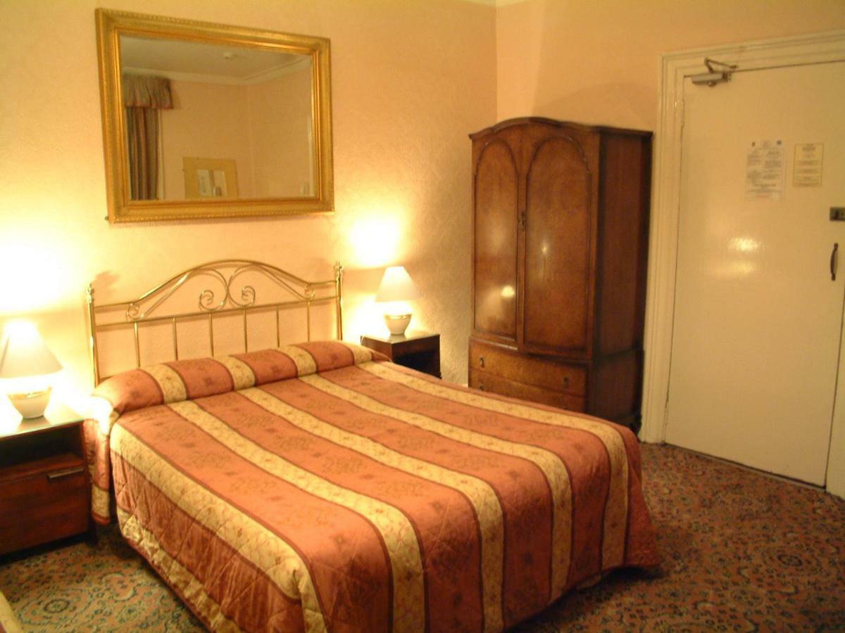 Averon 3*