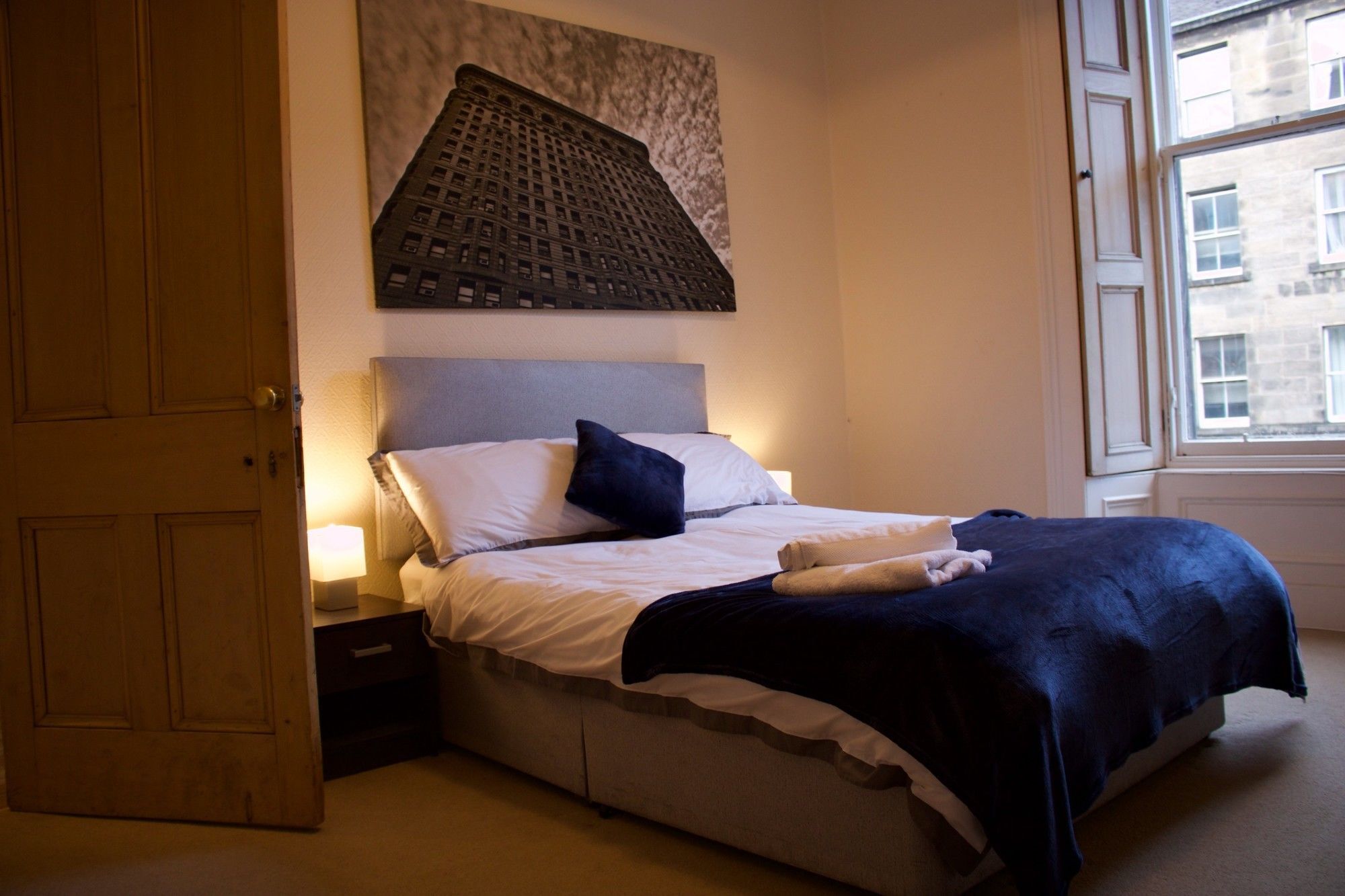 Apartment 3 Bedroom Centre
