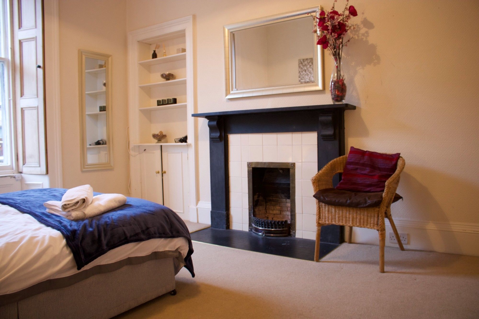 3 Bedroom Centre Apartment