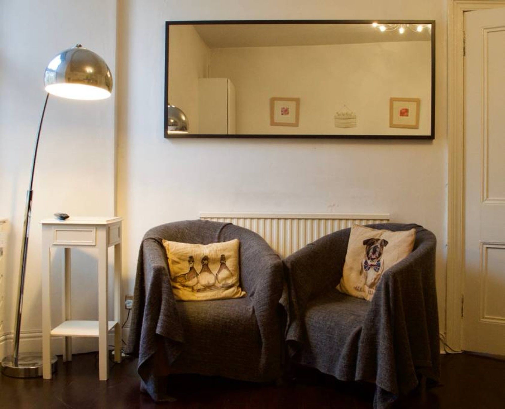 2 Bedroom Flat Near Centre