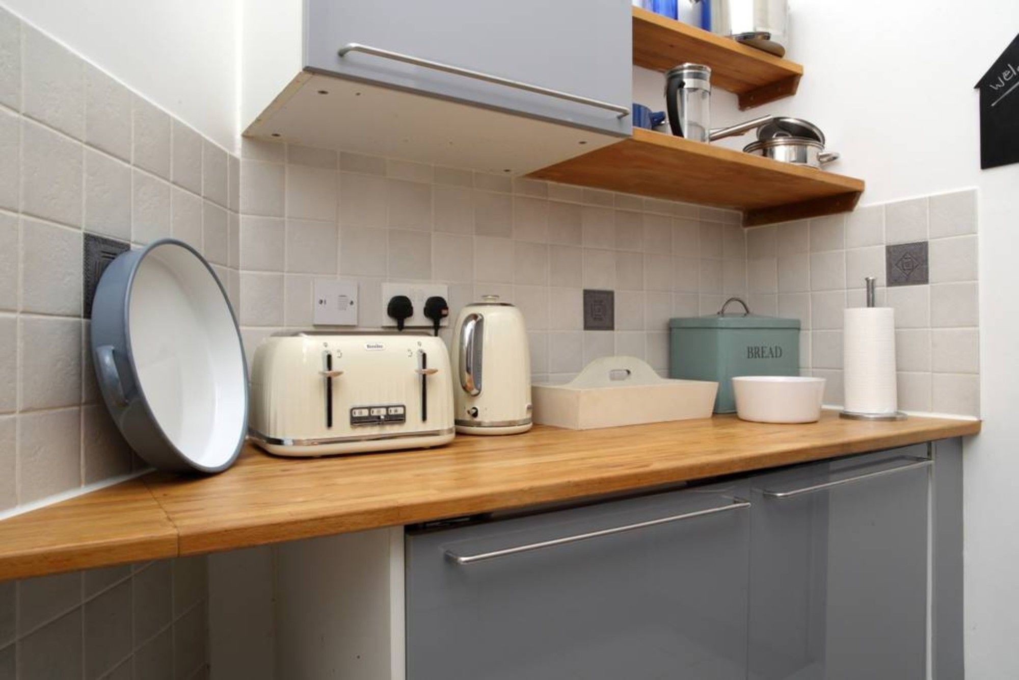 2 Bedroom Flat In New Town *