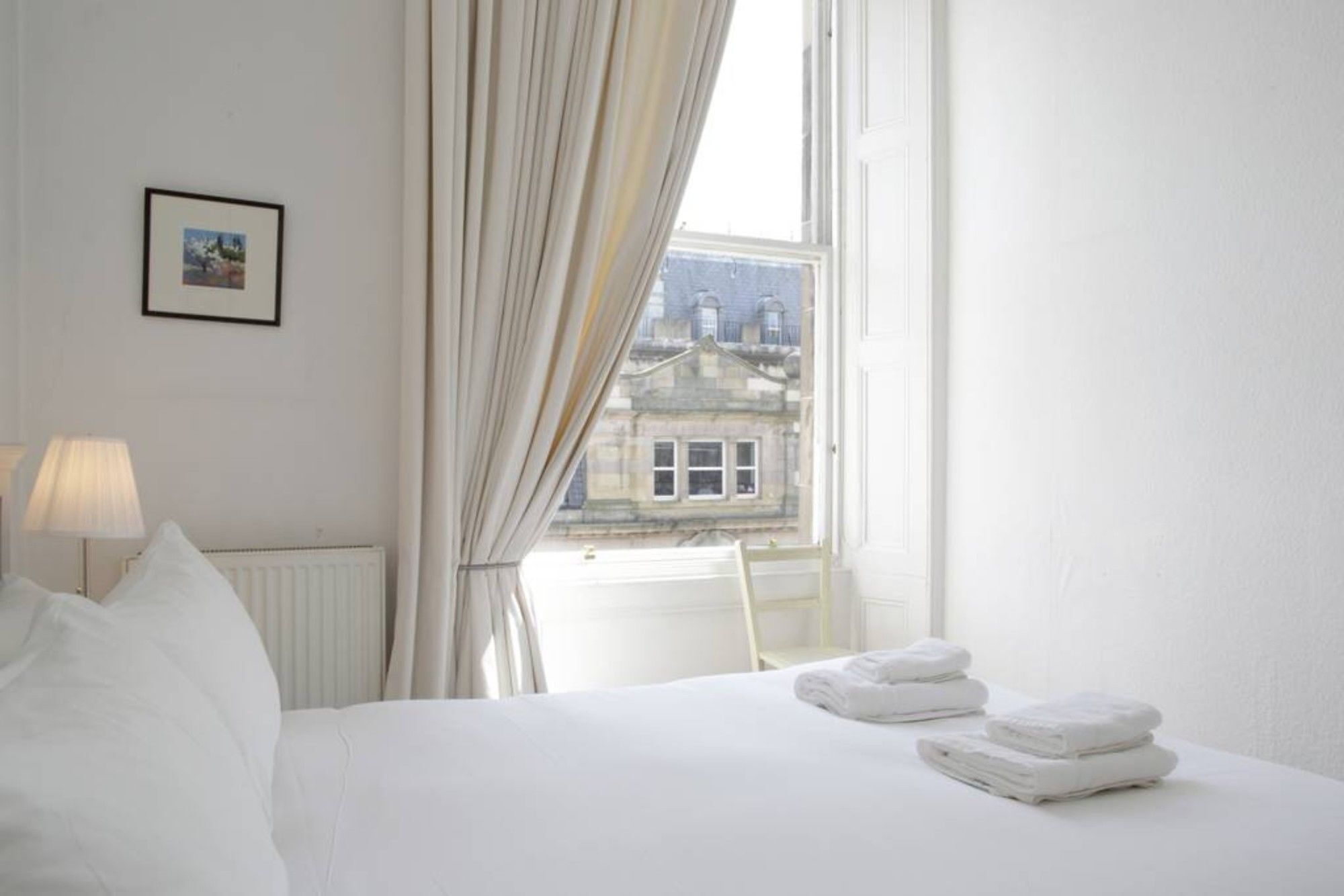 Apartment 2 Bedroom Flat In New Town Edinburgh