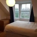Beautiful king room in Leith Walk
