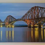 Modern 2 Bedroom Property In Central Edinburgh