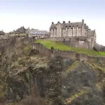 Premier Inn Edinburgh Princes Street