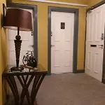 Dundee Terrace - Rooms In The City