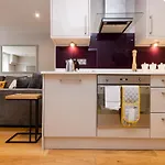 Joivy Splendid Flat Near Edinburgh Castle