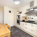 Joivy Modern Flat With Free Parking