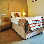 The Salisbury Hotel