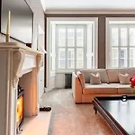 Luxury New Town Apartment