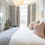 No1 Apartments Edinburgh - George IV Bridge