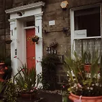 16 Pilrig Guest House