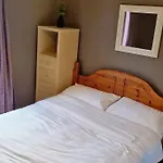 Discover Urban Oasis-Two Bedroom Flat