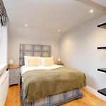 Beautiful 3Bed Apt On York Place