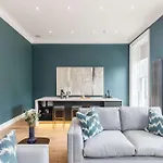 Dragon Suites Luxury Serviced Apartments At Albyn Place