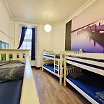 Edinburgh Backpackers - Over 18S Only