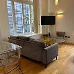 Extremely Central Quartermile Apartment Near To Castle And University