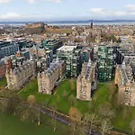 Extremely Central Quartermile Apartment Near To Castle And University
