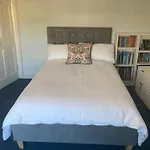 Georgian Townhouse In City Centre